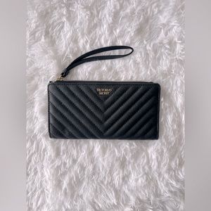 Victoria's Secret V-Quilt Leather Bifold Wristlet - Black/Gold